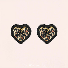 Charger l'image dans la galerie, Achat cache-seins pour femme de la marque Obsessive disponible sur notre loveshop en ligne De Hot en Bas à petit prix.