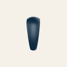 Charger l'image dans la galerie, Le silicone souple et doux pour le corps est également particulièrement hygiénique et séduit par son toucher soyeux : ce matériau peut être facilement nettoyé avec un Toy Cleaner avant et après chaque utilisation.