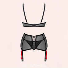 Charger l'image dans la galerie, Le soutien-gorge transparent se ferme avec plusieurs agrafes dans le dos pour un ajustement de votre dos et taille.