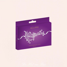 Charger l'image dans la galerie, Le loup souple brodé de couleur blanc Croissant de lune est envoyé dans un joli carton de la marque.