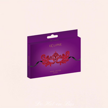 Charger l'image dans la galerie, Le masque loup "Voie Lactée" en dentelle brodée rouge brillant de Maskarade.