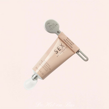 Charger l'image dans la galerie, Ce lubrifiant à base d'eau naturel sans parfum pour femme et homme, sera parfait pour votre couple ou pour vos moments en solitaires.