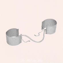 Charger l'image dans la galerie, Vente accessoires érotiques pour couples adultes de la marque Bijoux Indiscrets.