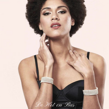 Charger l'image dans la galerie, Vente bracelet menottes avec de jolies perles blanches pour un style unique et chic érotique.