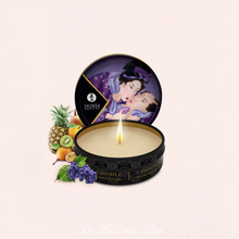 Charger l'image dans la galerie, Bougie de massage érotique de la marque Shunga parfumée aux fruits exotiques. Idéale pour un massage relaxant.