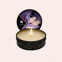 Charger l'image dans la galerie, Une ambiance romantique parfumée pour votre partenaire et vous à portée de main avec cette petite bougie de massage Libido.