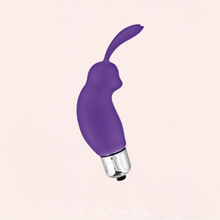 Charger l'image dans la galerie, Le stimulateur mini rabbit de la marque Glamy fonctionne avec des piles.