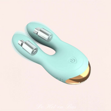 Charger l'image dans la galerie, Le stimulateur Hear Me comporte un double moteur sur chaque bout du sextoy de la la marque Love to Love.