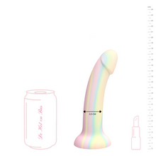 Charger l'image dans la galerie, Le gode phosphorescent lumineux la nuit mesure 17,6 cm de long.