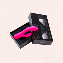 Charger l'image dans la galerie, Lors de votre achat, votre sextoy vibromasseur rabbit rose vous serra envoyé dans un joli coffret de la marque de coloris noir.