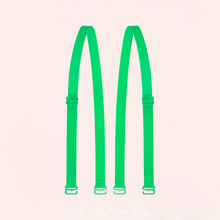Charger l'image dans la galerie, Les bretelles vertes de la marque Maison Close sont amovibles pour changer selon vos envies.