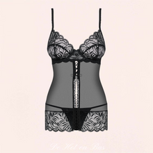 Charger l'image dans la galerie, Vente de babydoll en dentelle transparente pour femme de la collection Camille pour femme.