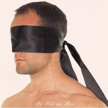 Charger l'image dans la galerie, Le bandeau est également si long que vous pouvez l'utiliser parfaitement pour attacher les poignets ou les chevilles.