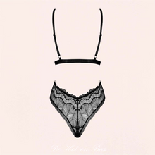 Charger l'image dans la galerie, Le body noir Isabellia s'ajuste avec les bretelles noires dans le dos pour un maintien parfait de votre lingerie.