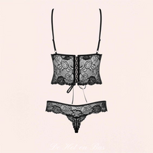 Charger l'image dans la galerie, Body noir en dentelle motif floral Olivia pour femme.
