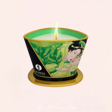 Charger l'image dans la galerie, Bougie de massage parfumé au Thé Vert Exotique de la marque Shunga de haute qualité est à petit prix sur notre site en ligne érotique.