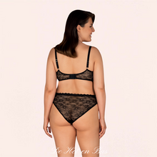 Charger l'image dans la galerie, Notre collection d'ensemble de lingerie Laurise est disponible en grande taille, xxl pour les femmes fortes et pulpeuses.