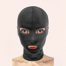 Charger l'image dans la galerie, La cagoule fétiche est une cagoule idéal pour vos jeux de domination avec votre partenaire.