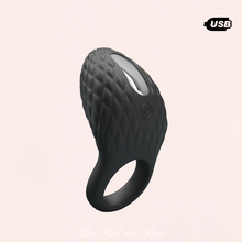 Charger l'image dans la galerie, Il vient aussi stimuler le clitoris de votre partenaire. Le silicone est biocompatible, ce qui veut dire qu’il ne viendra pas perturber la nature, et à plus forte raison la votre. L’essentiel est bien là !