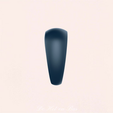 Charger l'image dans la galerie, Le silicone souple et doux pour le corps est également particulièrement hygiénique et séduit par son toucher soyeux : ce matériau peut être facilement nettoyé avec un Toy Cleaner avant et après chaque utilisation.