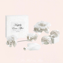 Charger l'image dans la galerie, Vente coffret de mariage blanc coquin pour couple de la marque Bijoux Indiscrets disponible sur notre loveshop en ligne.