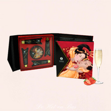 Charger l'image dans la galerie, Ce coffret Secrets de Geisha est composé d'un ensemble d'huile et de produits bien être autour du massage pour deux.