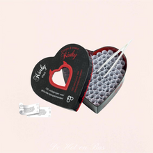 Charger l'image dans la galerie, Chacun des 100 petits messages en papiers enroulés comporte un défi osé à réaliser ou non, selon vos envies. Grâce à ce corps à cœur, vous découvrirez vos désirs cachés ainsi que ceux de votre moitié, pour développer l’harmonie de votre couple.