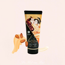 Charger l'image dans la galerie, La crème de massage délectable Amande de la marque Shunga à petit prix pour vos moments intimes.
