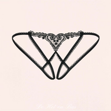 Charger l'image dans la galerie, Charline est la culotte très sexy avec des lanières noire et de la dentelle très douce en taille L/XL.