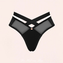 Charger l'image dans la galerie, Deux tissus différents pour cette jolie culotte. Brasica est une collection de lingerie style érotique chic pour femme.