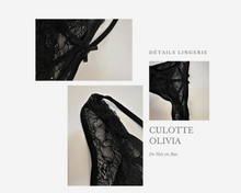 Charger l'image dans la galerie, Venez découvrir cette culotte noire en dentelle fine et transparente pour votre soirée avec votre amoureux (idéal à porter avec des caches-seins).