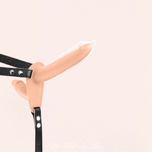 Charger l'image dans la galerie, Un gode externe habituel et un gode interne pour la personne qui porte la ceinture.