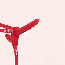 Charger l'image dans la galerie, Que vous cherchiez un harnais, un coffret ou un gode; nous avons ce qu'il vous faut. De godes débutants à gros godes réalistes pour une expérience authentique & satisfaisante.