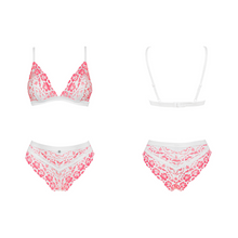 Charger l'image dans la galerie, Ensemble de lingerie deux pièces qui comporte un soutien-gorge sans armatures et un shorty en dentelle assorti blanc et rose.