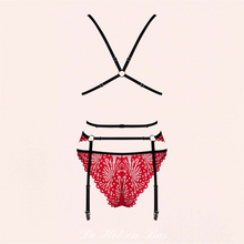 Charger l'image dans la galerie, Un ensemble de lingerie sexy avec fines lanières coquines réglables pour un ajustement parfait de votre corps.