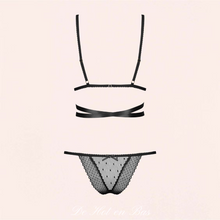 Charger l'image dans la galerie, Les bretelles de ce joli ensemble transparent noir est disponible sur notre site en ligne dehotenbas.com