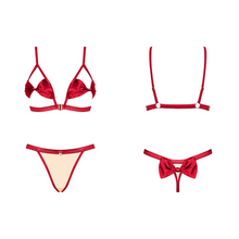 Charger l'image dans la galerie, Vente lingerie deux pièces comportant un soutien-gorge ouvert avec deux noeuds à l'avant sur les tétons et un string assorti avec un noeud rouge satiné à l'arrière.