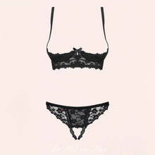 Charger l'image dans la galerie, Ensemble de lingerie coquin ouvert de la collection Laetitia pour femme.