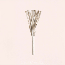 Charger l'image dans la galerie, Conçue avec des matériaux de qualité supérieure et agrémentée de détails exquis, la collection trouverait sa place aussi bien sur un podium que dans la chambre à coucher !