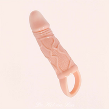 Charger l'image dans la galerie, Vente gaine de pénis réaliste de couleur chair pour une plus grosse et longue érection. Sextoys pas cher.