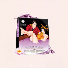 Charger l'image dans la galerie, Le second sachet permettra à votre gelée de se transformer en eau pour vider votre bain sans risque !