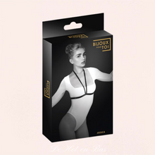 Charger l'image dans la galerie, Harnais de corps réglable et élastique pour un ajustement parfait sur votre corps nu ou avec de lingerie en dentelle.