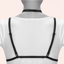 Charger l'image dans la galerie, Les harnais de la marque Bijoux pour toi sont réglables pour un ajustement parfait de votre buste.