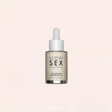 Charger l'image dans la galerie, Notre huile brillante est composé d'une huile sèche naturel et des paillettes de haute qualité, disponible sur notre site en ligne www.dehotenbas.com