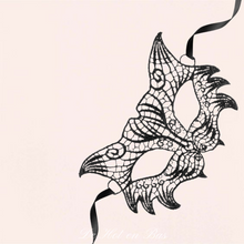 Charger l'image dans la galerie, Le loup Chicago est en broderie souple noir de la marque Maskarade à petit prix.