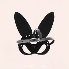 Charger l'image dans la galerie, Le masque Bunny de la marque Fetish Tentation est réglable pour toutes les tailles de tête pour un total confort.