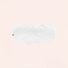 Charger l'image dans la galerie, Masque pour les yeux blanc Amor Blanco. Il ajoutera du mystère et de la féminité.