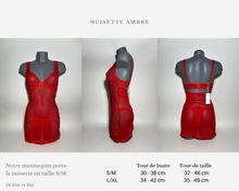 Charger l'image dans la galerie, Venez découvrir notre guide des tailles de la nuisette Ambre, disponible en taille S/M et L/XL.