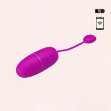 Charger l'image dans la galerie, Cet oeuf vibrant pour femme est un sextoy pour femme seule ou en couple pour donner totalement le contrôle à votre partenaire.