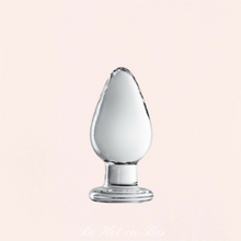 Charger l'image dans la galerie, Pour refroidir votre plug en verre : Placez-le dans un bol d’eau avec des glaçons ou directement dans votre réfrigérateur pendant 10 min. Testez la température sur votre avant-bras avant toute pénétration.